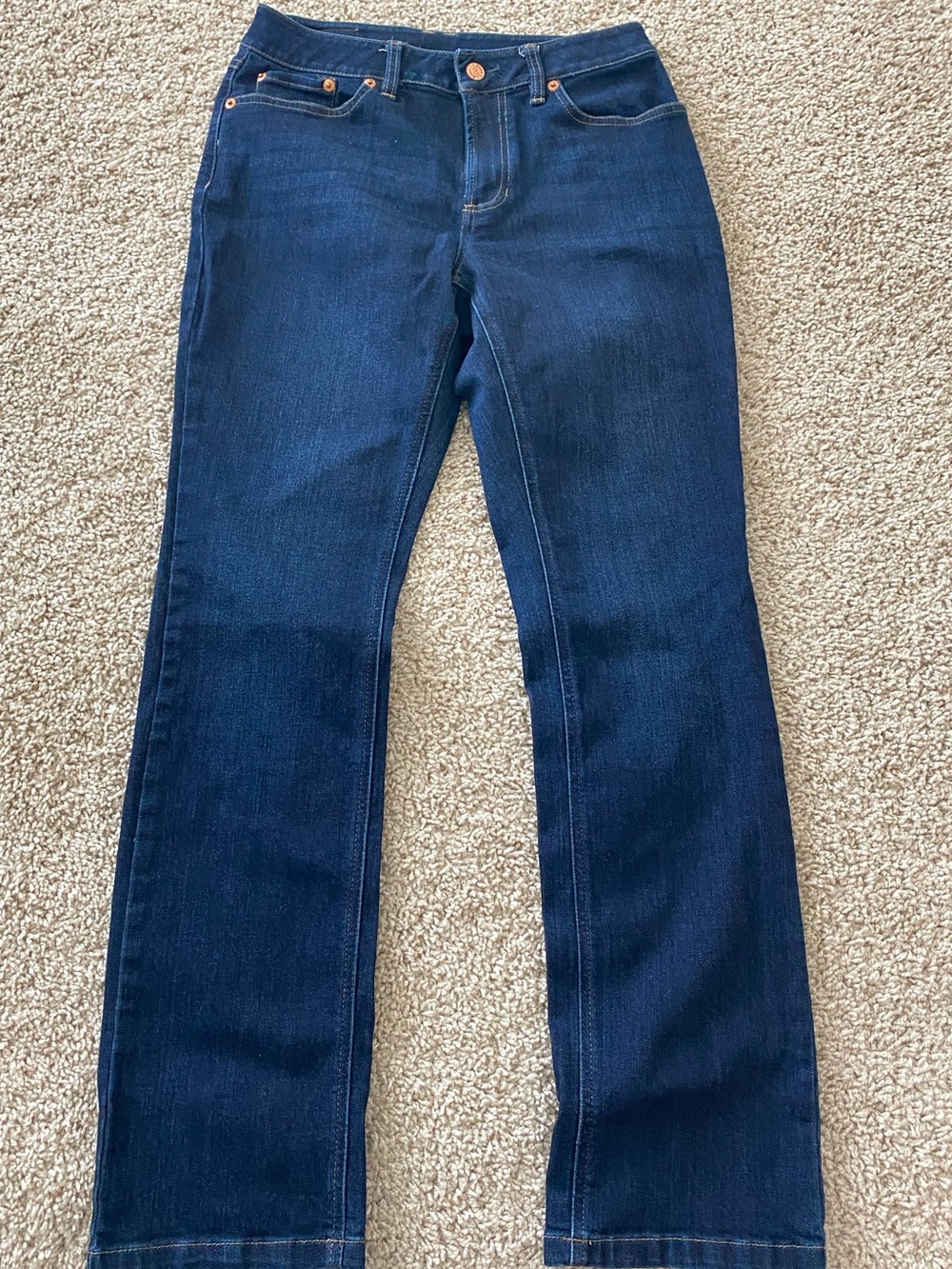LL Bean Straight Leg Jeans Womens Size 4 Reg Blue Denim Favorite Fit 507467 NWT